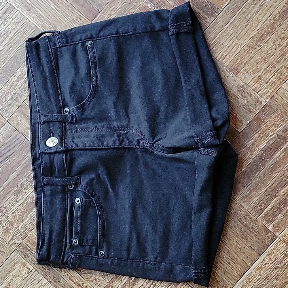 AE Black Midi Shorts